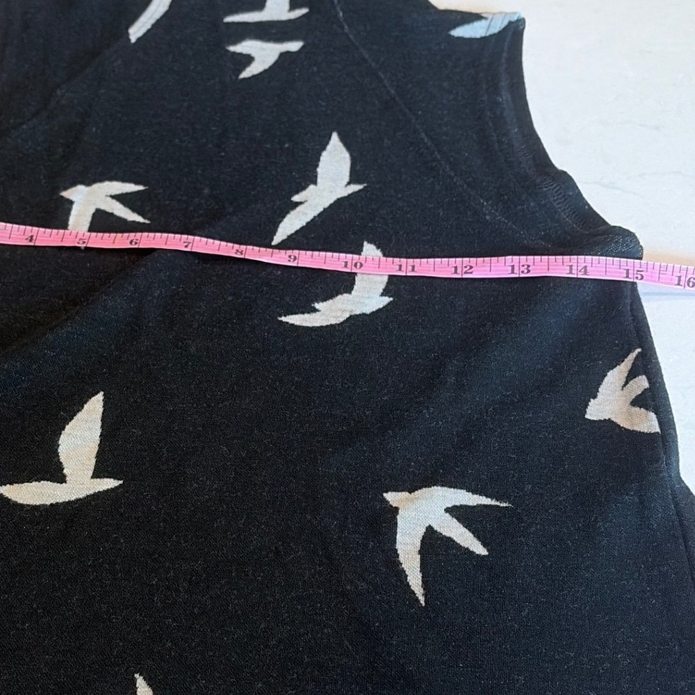 Oiselle Mock Neck Top Womens S Black Bird Print Merino Wool Sleeveless Sport - Picture 7 of 7